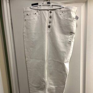 Button fly white GAP jeans - NWT size 18